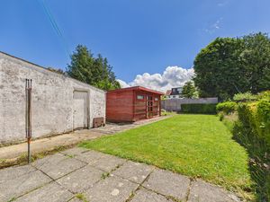 REAR GARDEN- click for photo gallery